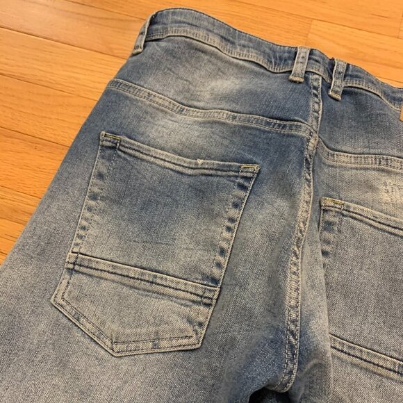 New without Tags Zara Distress Cropped Jeans 31 - Picture 3 of 10